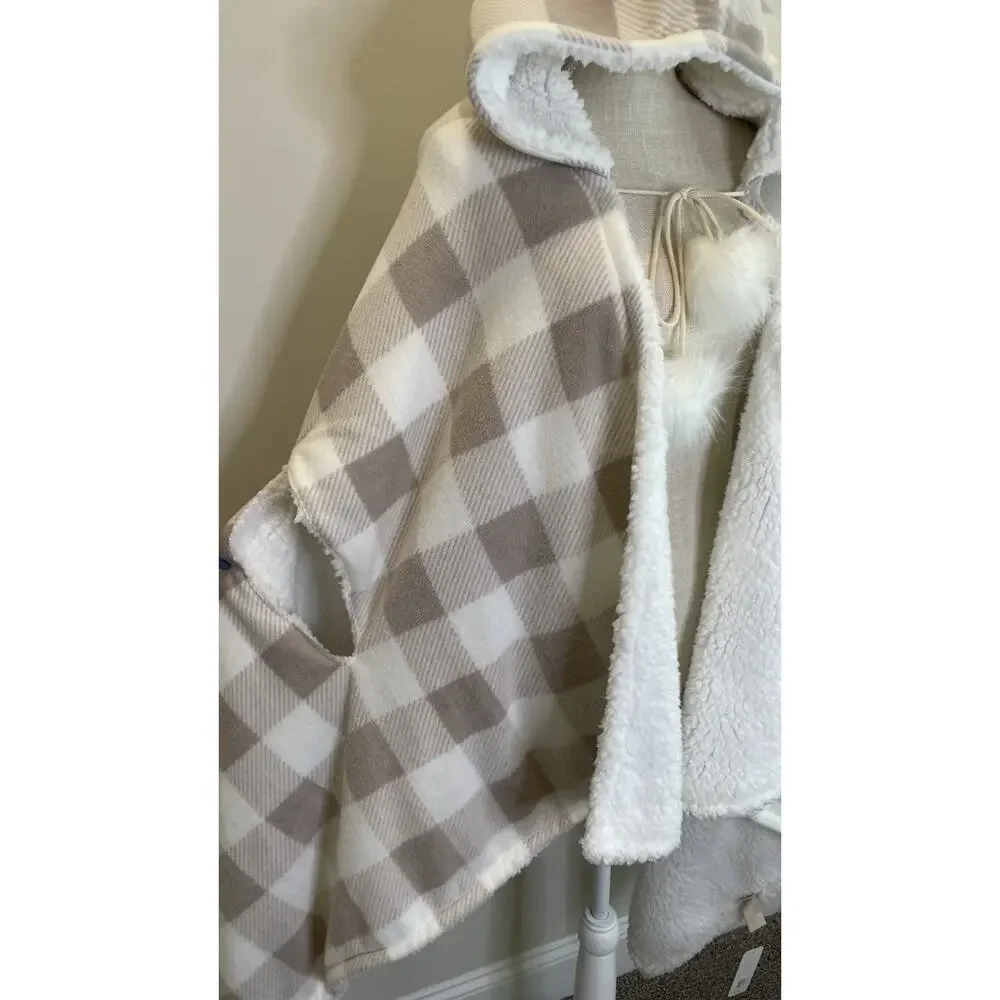 NWT $ 99.95 Soft Surroundings Taupe Plaid Wearable Throw Sherpa Poncho One Size - Picture 8 of 16
